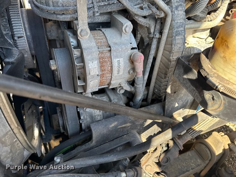 image for item YA3275 2015 Kenworth T880 dump truck