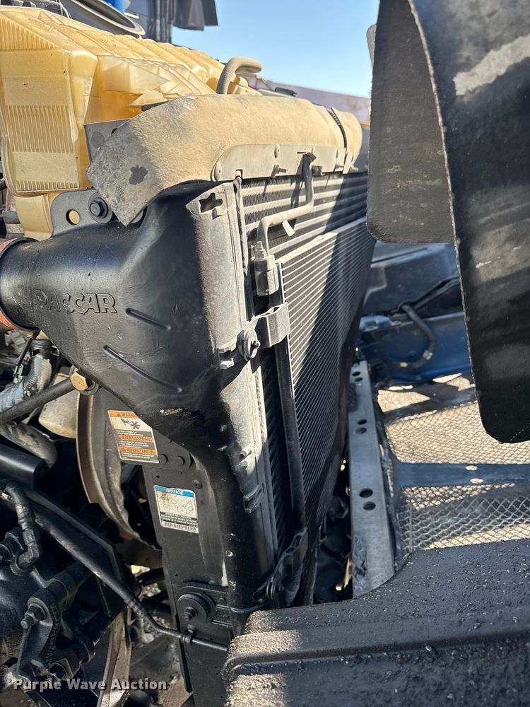 image for item YA3275 2015 Kenworth T880 dump truck