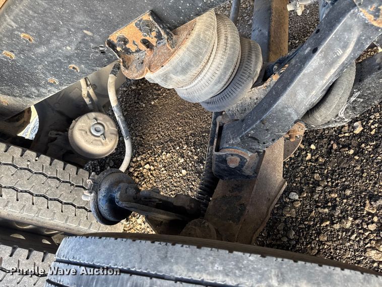 image for item YA3275 2015 Kenworth T880 dump truck