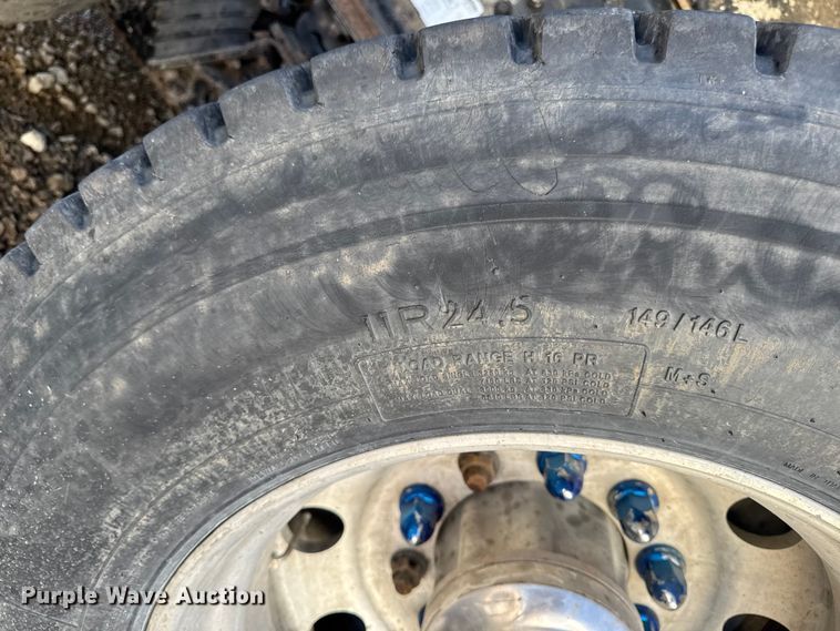 image for item YA3275 2015 Kenworth T880 dump truck