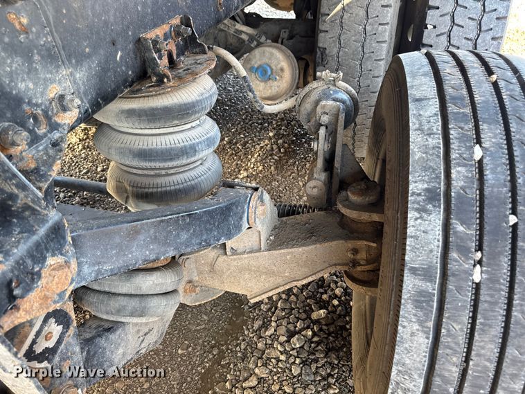 image for item YA3275 2015 Kenworth T880 dump truck