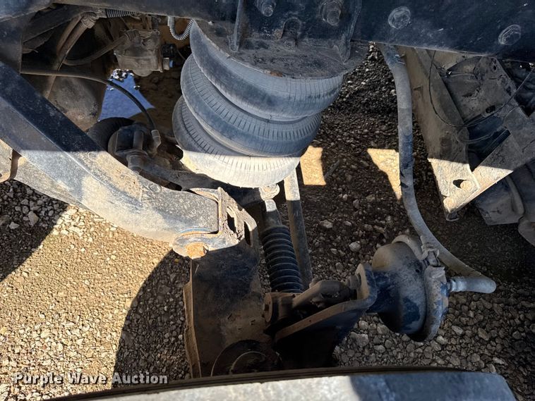 image for item YA3275 2015 Kenworth T880 dump truck