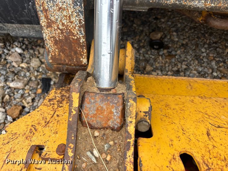 image for item YA3323 2020 John Deere 317G tracked skid steer loader