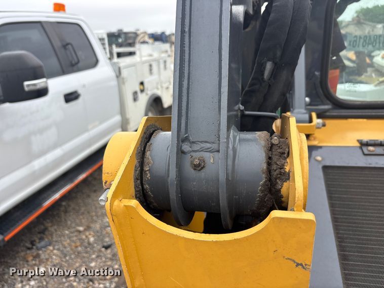 image for item YA3323 2020 John Deere 317G tracked skid steer loader