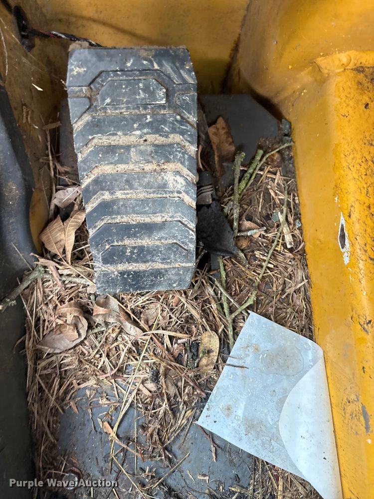 image for item YA3323 2020 John Deere 317G tracked skid steer loader
