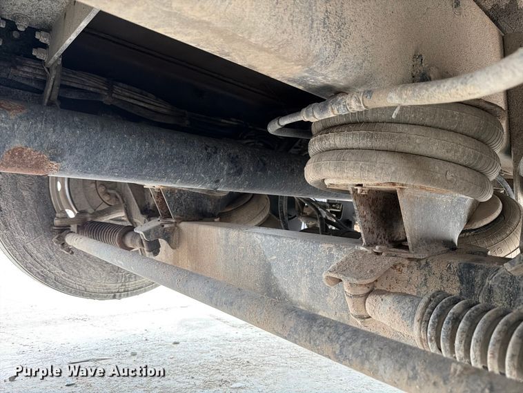 image for item YA3362 2015 Peterbilt 365 crane truck