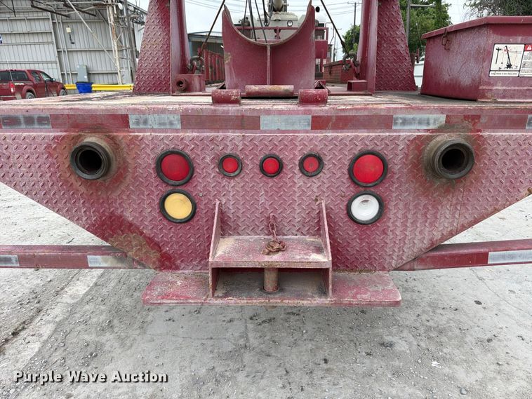 image for item YA3362 2015 Peterbilt 365 crane truck