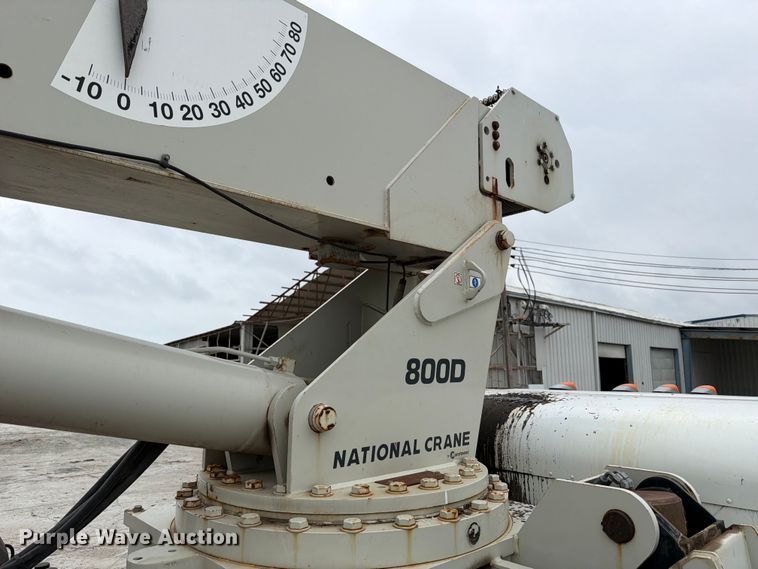 image for item YA3362 2015 Peterbilt 365 crane truck