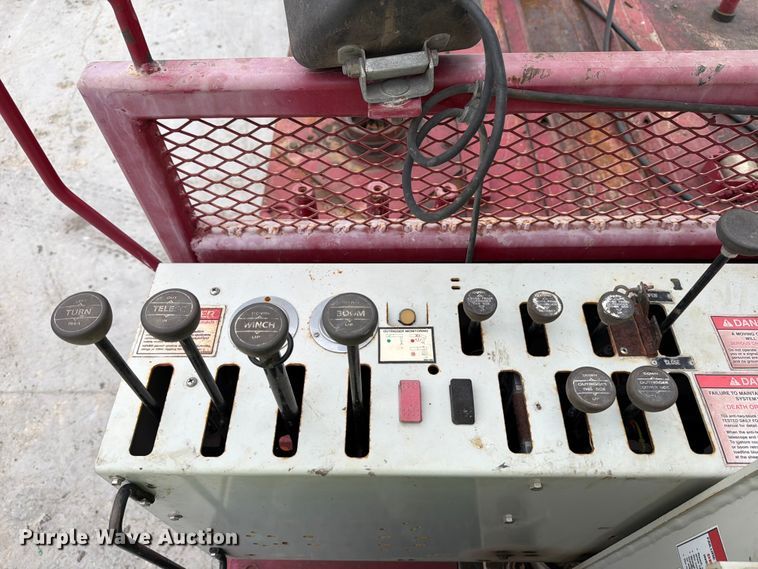image for item YA3362 2015 Peterbilt 365 crane truck