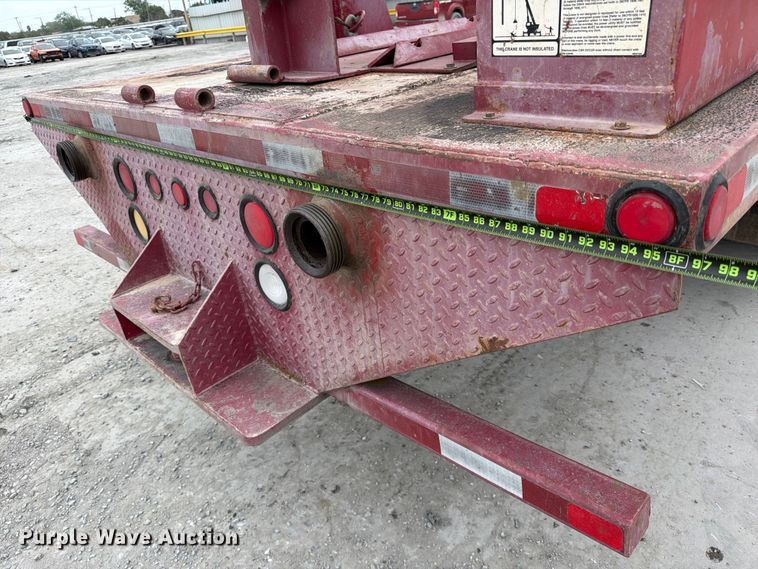 image for item YA3362 2015 Peterbilt 365 crane truck