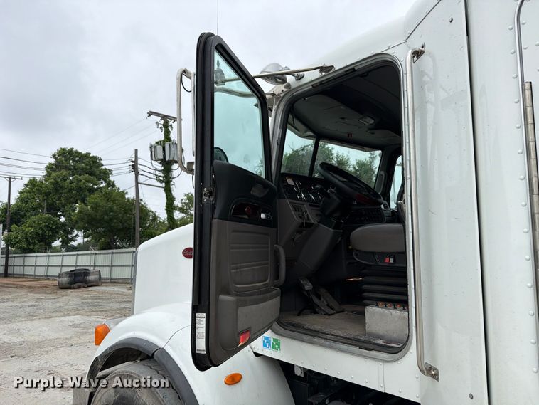 image for item YA3362 2015 Peterbilt 365 crane truck