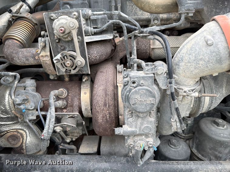 image for item YA3362 2015 Peterbilt 365 crane truck