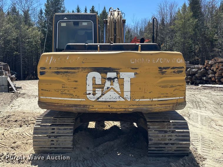 image for item YA3367 2000 Caterpillar 311B excavator
