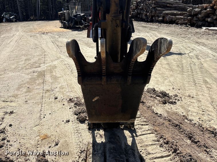 image for item YA3367 2000 Caterpillar 311B excavator