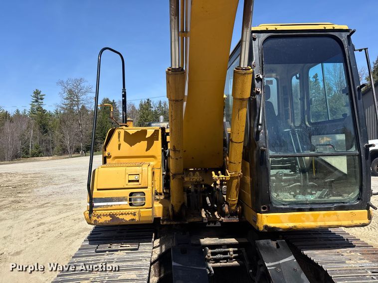 image for item YA3367 2000 Caterpillar 311B excavator