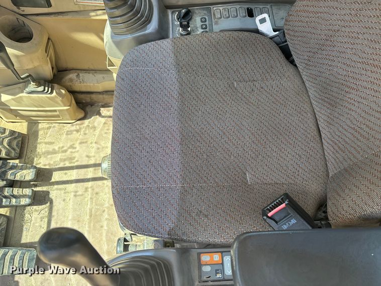 image for item YA3367 2000 Caterpillar 311B excavator