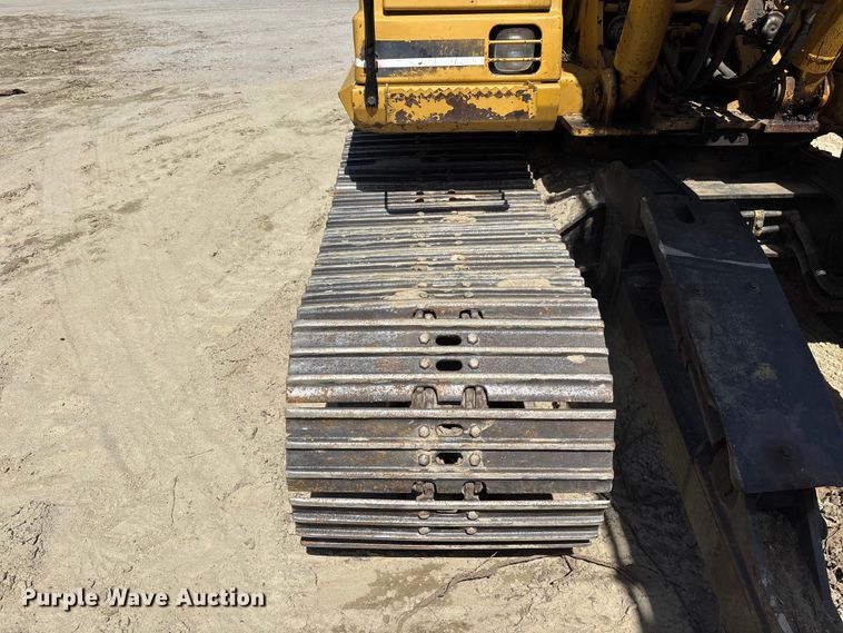 image for item YA3367 2000 Caterpillar 311B excavator