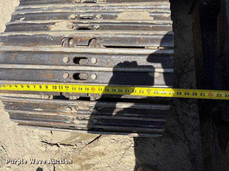 image for item YA3367 2000 Caterpillar 311B excavator