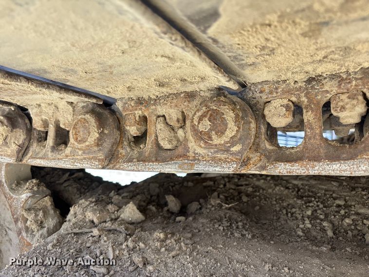 image for item YA3367 2000 Caterpillar 311B excavator