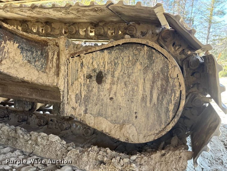 image for item YA3367 2000 Caterpillar 311B excavator