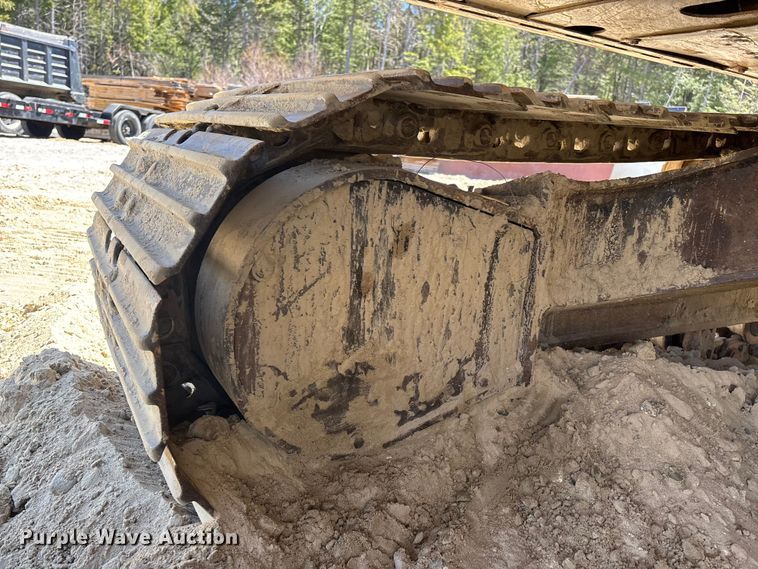 image for item YA3367 2000 Caterpillar 311B excavator