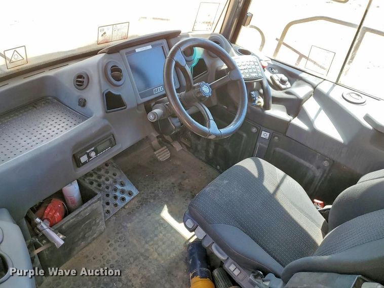 image for item YA3381 2020 Bell B45E articulated haul truck