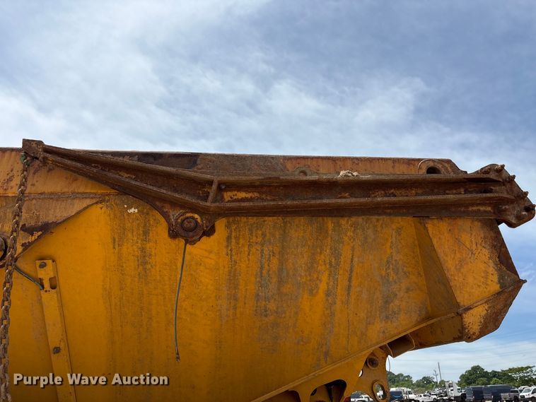 image for item YA3381 2020 Bell B45E articulated haul truck