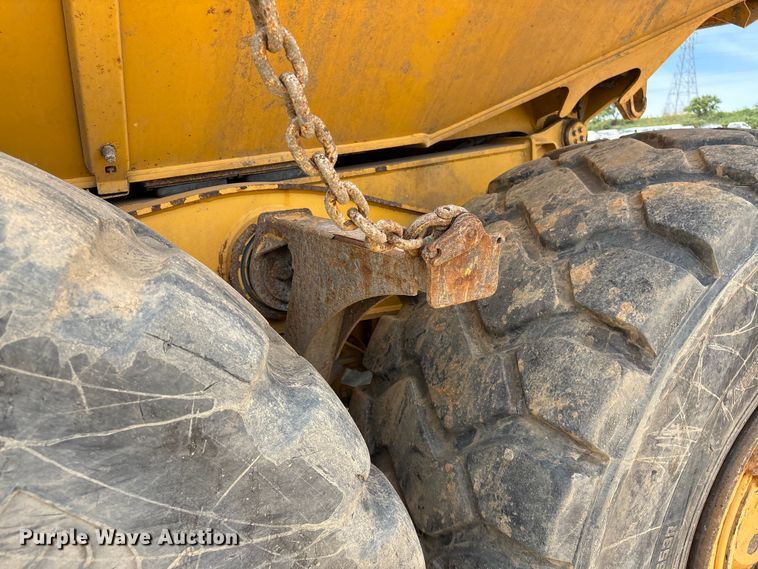 image for item YA3381 2020 Bell B45E articulated haul truck