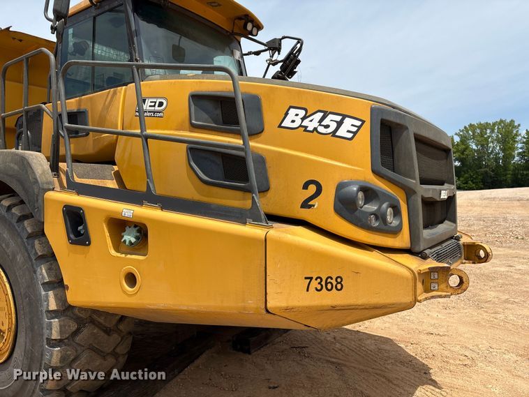 image for item YA3381 2020 Bell B45E articulated haul truck