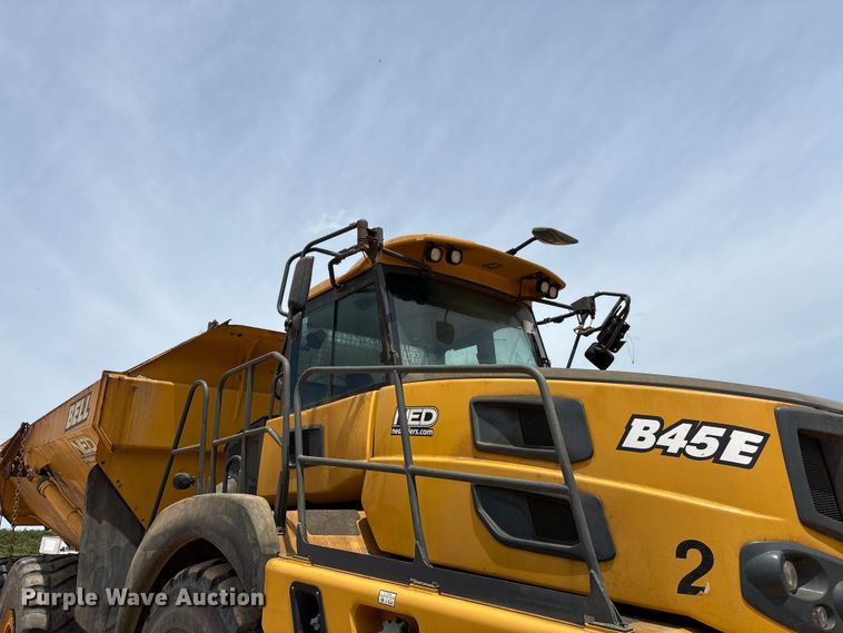 image for item YA3381 2020 Bell B45E articulated haul truck