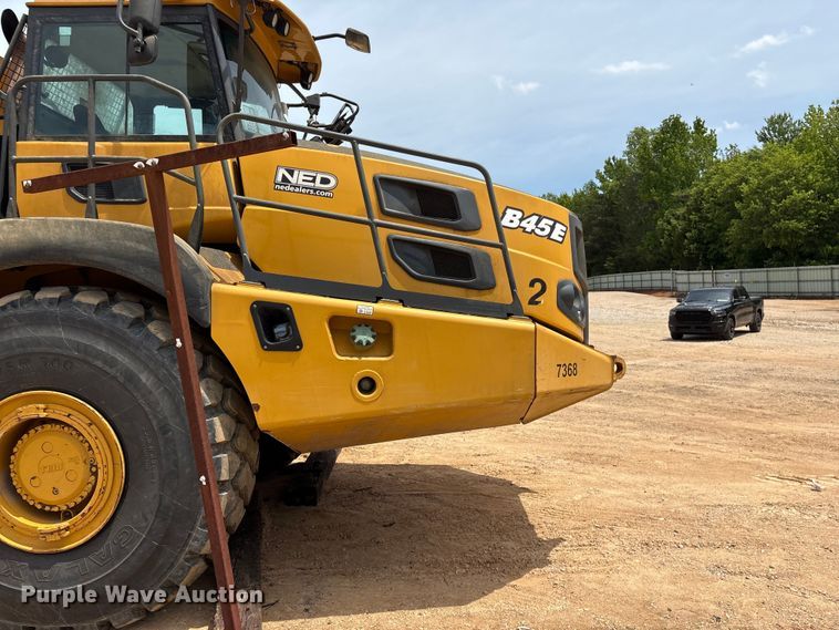image for item YA3381 2020 Bell B45E articulated haul truck