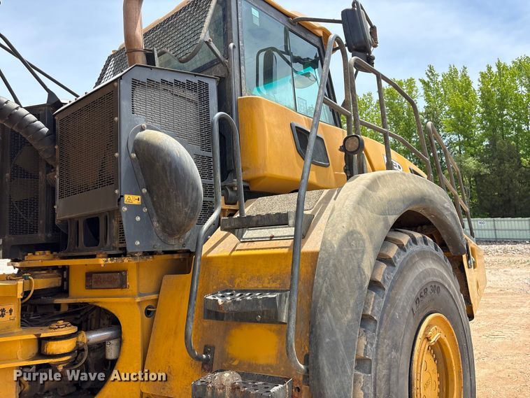 image for item YA3381 2020 Bell B45E articulated haul truck