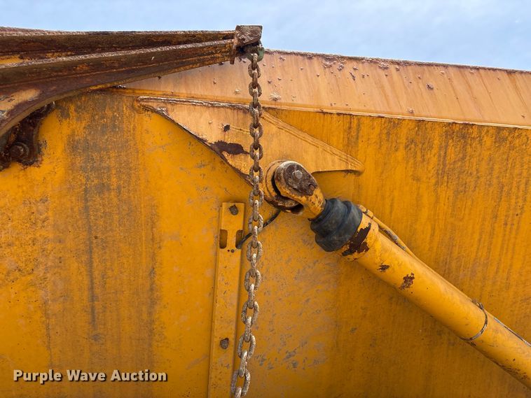 image for item YA3381 2020 Bell B45E articulated haul truck