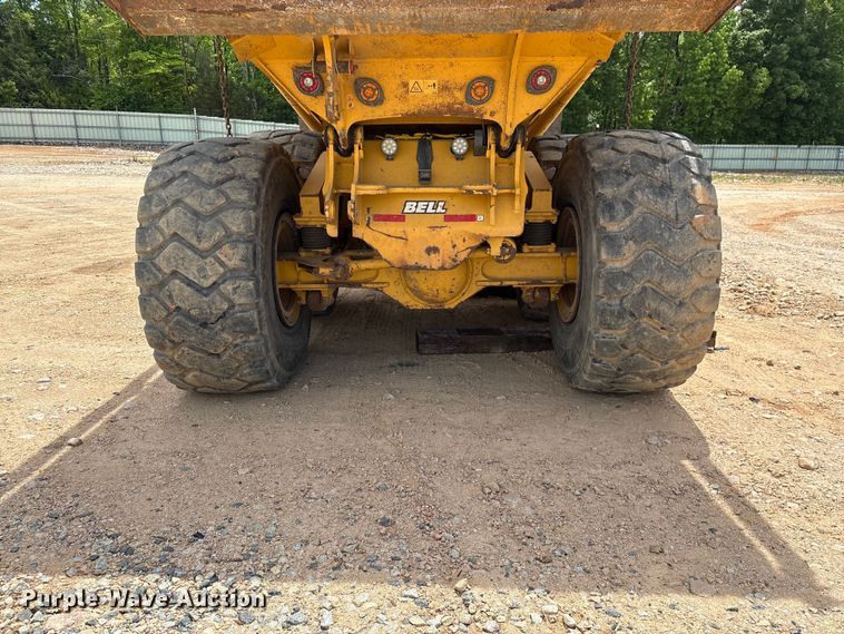 image for item YA3381 2020 Bell B45E articulated haul truck