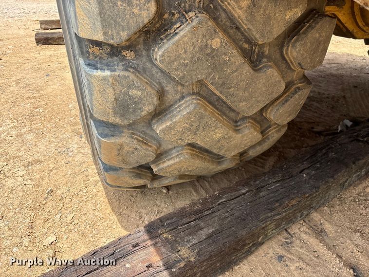 image for item YA3381 2020 Bell B45E articulated haul truck