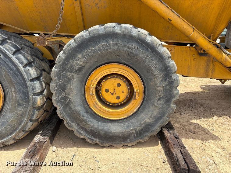 image for item YA3381 2020 Bell B45E articulated haul truck