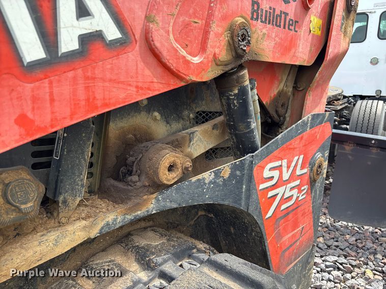 image for item YA3385 2020 Kubota SVL75-2 tracked skid steer loader