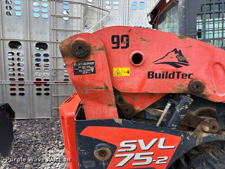 image for item YA3385 2020 Kubota SVL75-2 tracked skid steer loader