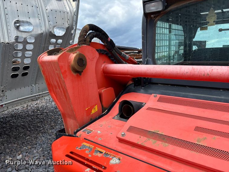 image for item YA3385 2020 Kubota SVL75-2 tracked skid steer loader