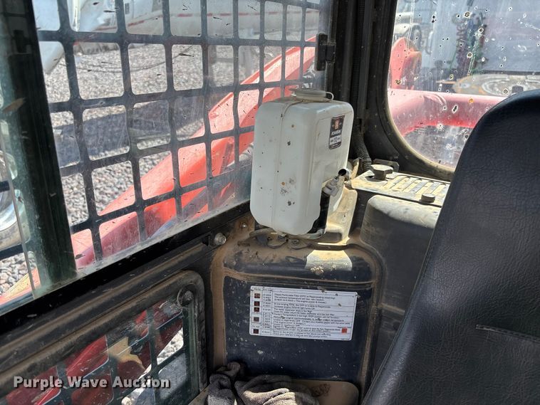 image for item YA3385 2020 Kubota SVL75-2 tracked skid steer loader