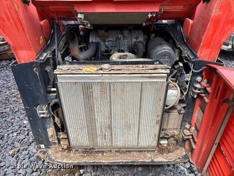 image for item YA3385 2020 Kubota SVL75-2 tracked skid steer loader