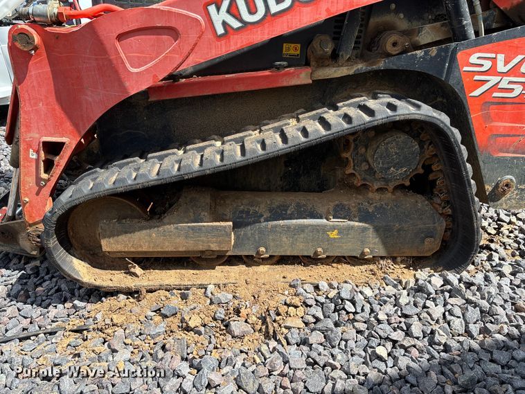 image for item YA3385 2020 Kubota SVL75-2 tracked skid steer loader