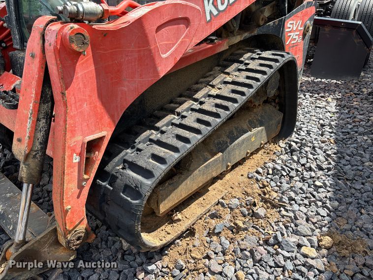 image for item YA3385 2020 Kubota SVL75-2 tracked skid steer loader