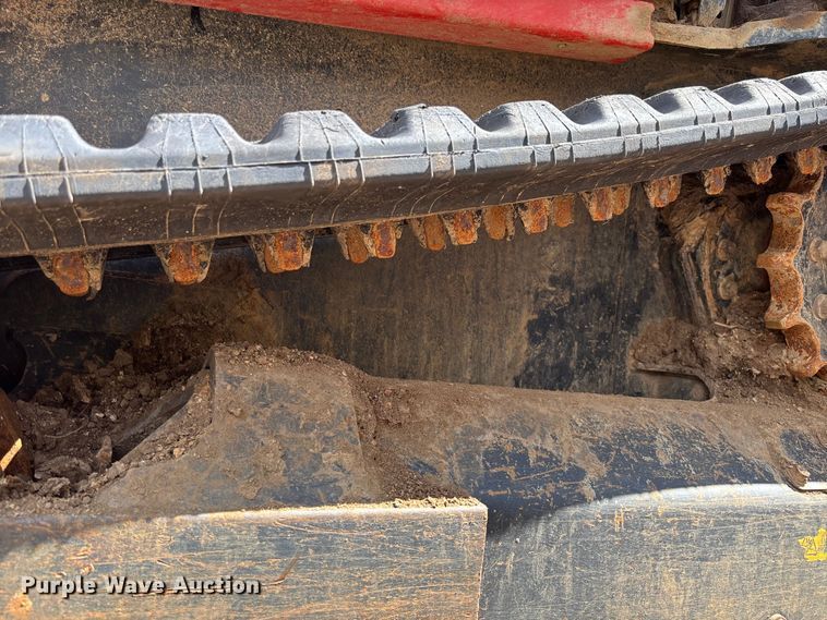 image for item YA3385 2020 Kubota SVL75-2 tracked skid steer loader