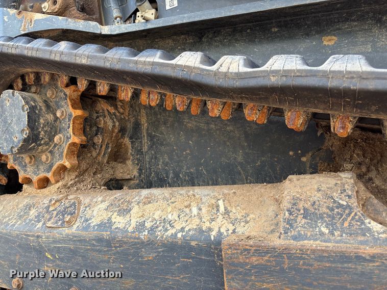 image for item YA3385 2020 Kubota SVL75-2 tracked skid steer loader