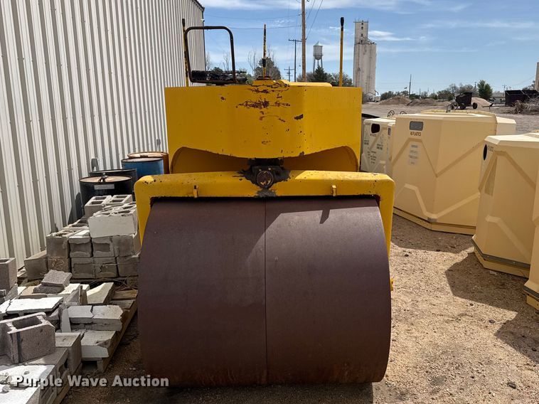 image for item DH1975 Galion Roll-O-Static double drum roller