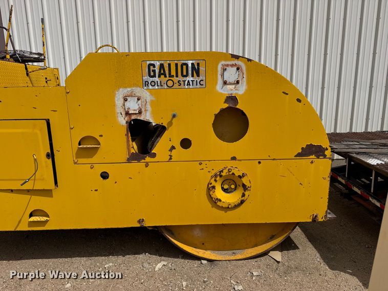 image for item DH1975 Galion Roll-O-Static double drum roller