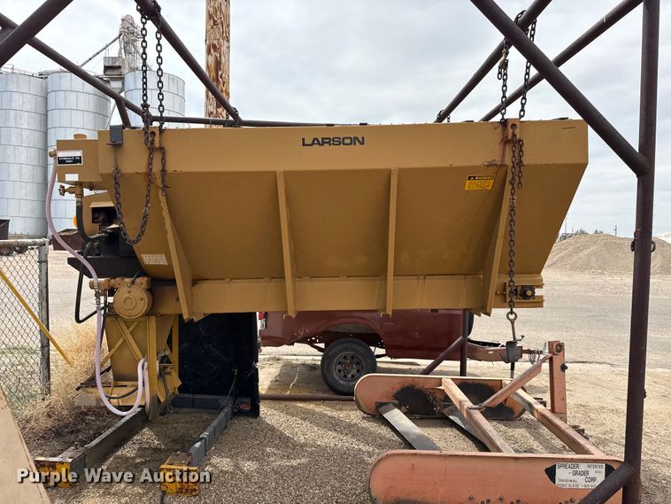 image for item DH1976 Highway Equipment Company 510 spreader