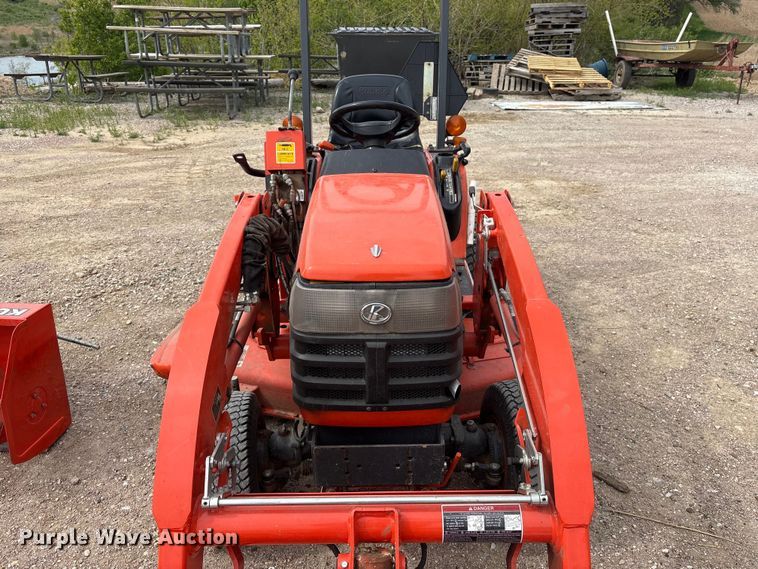 image for item DO5201 Kubota BX2200D HFWD tractor