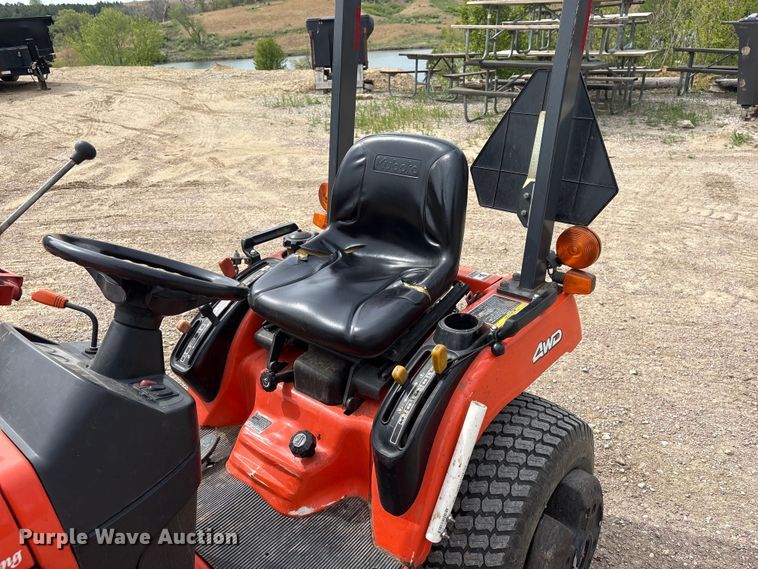 image for item DO5201 Kubota BX2200D HFWD tractor